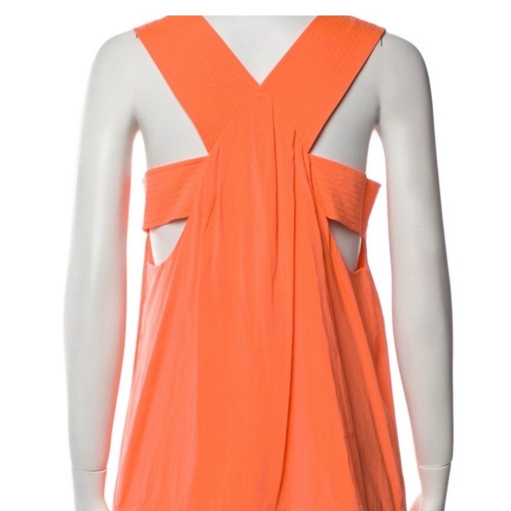 💥HP 💥 Chloe Silk scoop Neck Top Peach Blouse